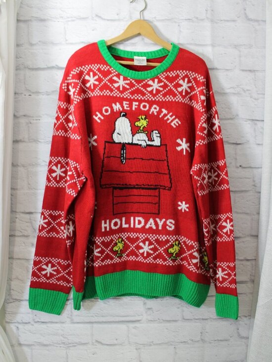 Peanuts Sweaters - Peanuts Women's Plus 2XL Red Green Snoopy Woodstock Christmas Holiday Sweater